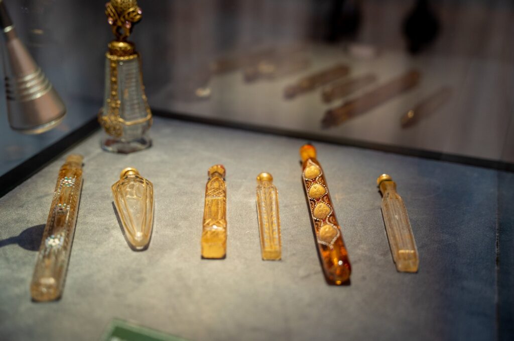 Old perfume bottles are displayed in the exhibition "The Journey of Perfume: The History of Fragrance from Ancient Ages to the Present," Istanbul, Türkiye, July 25, 2023. (Photo by Deniz Renkveren)