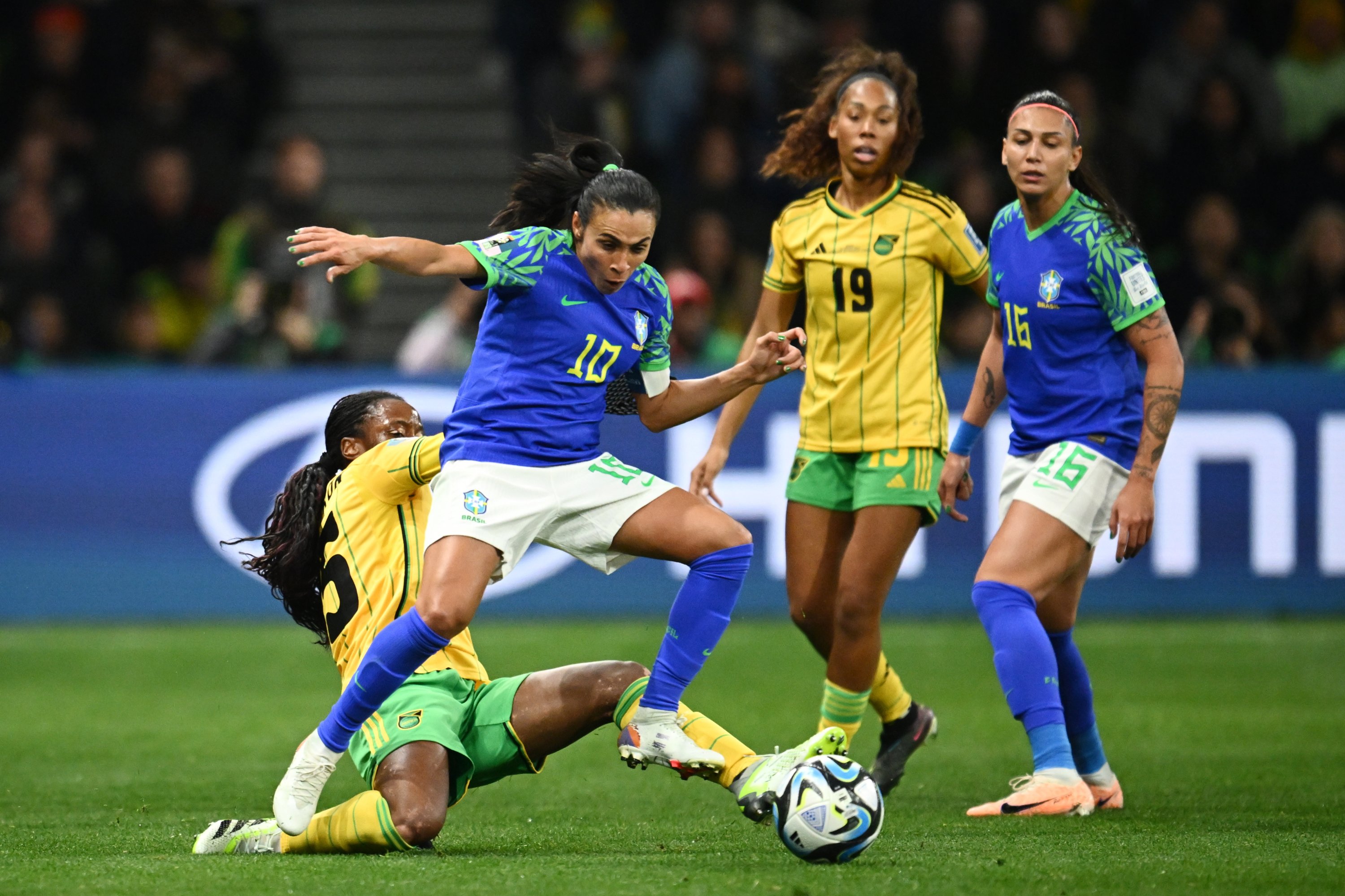 285674 Brazil's Marta (2nd L) is tackled by Jamaica's Tiffany Cameron during the FIFA Women's World Cup 2023 group F match at Melbourne Rectangular Stadium, Melbourne, Australia, Aug. 2, 2023. (EPA Photo)