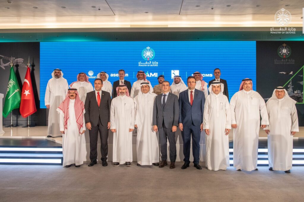 Turkish and Saudi Arabian defense officials and executives pose for a photo after a signing ceremony in Riyadh, Saudi Arabia, July 6, 2023. (Courtesy of SAMI)