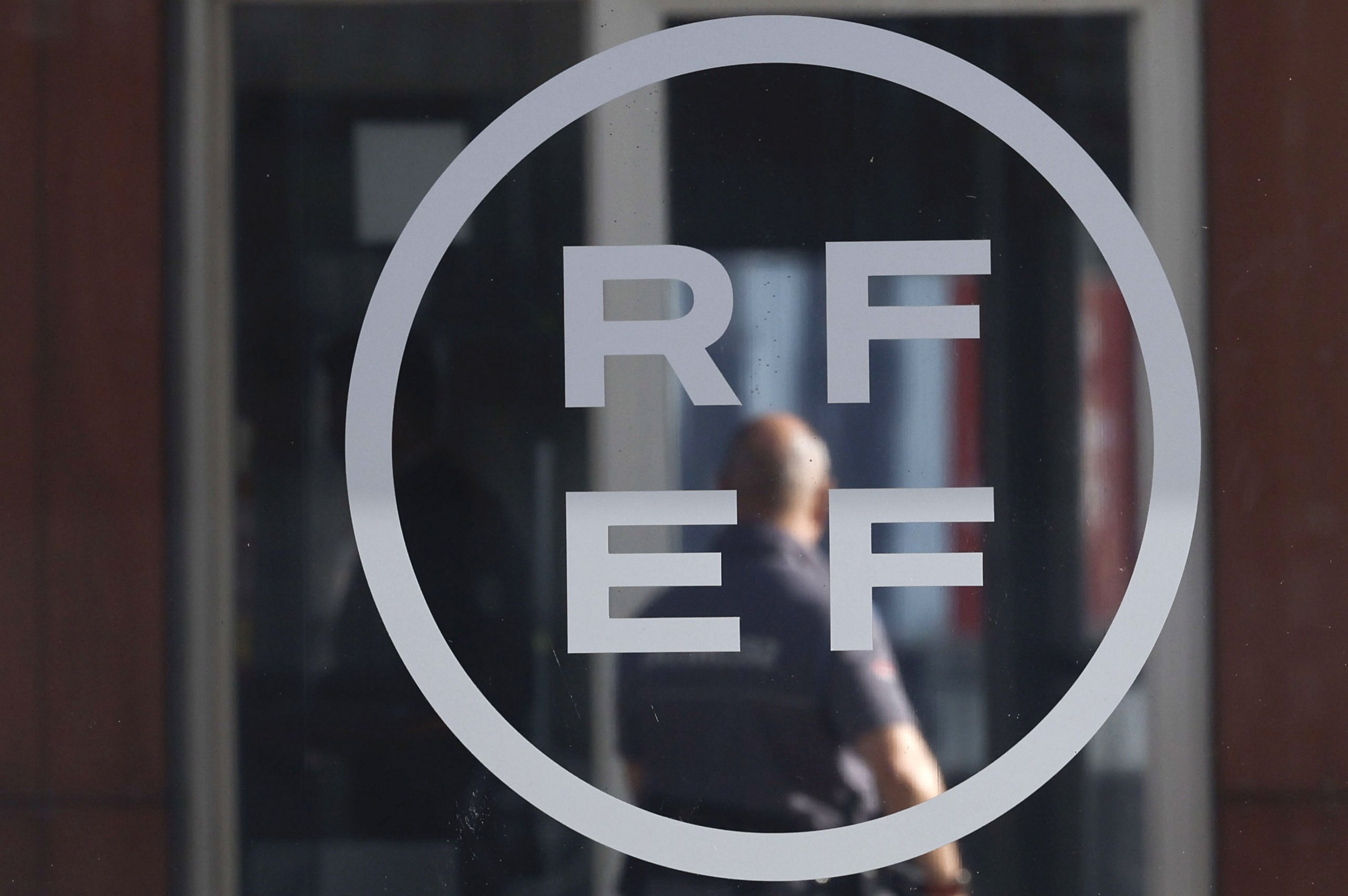 289063 The Spanish Royal Football Federation (RFEF) logo outside its headquarters, Madrid, Spain, Aug. 25, 2023. (EPA Photo)