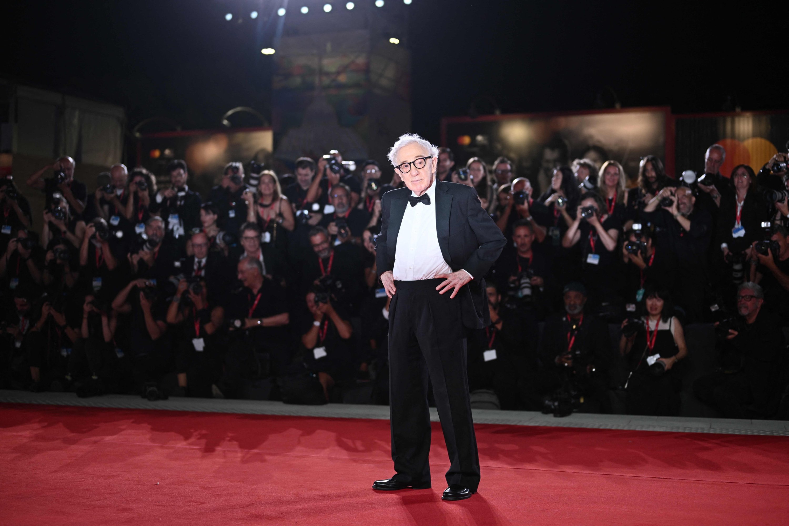 290589 U.S. director Woody Allen attends the red carpet of the movie