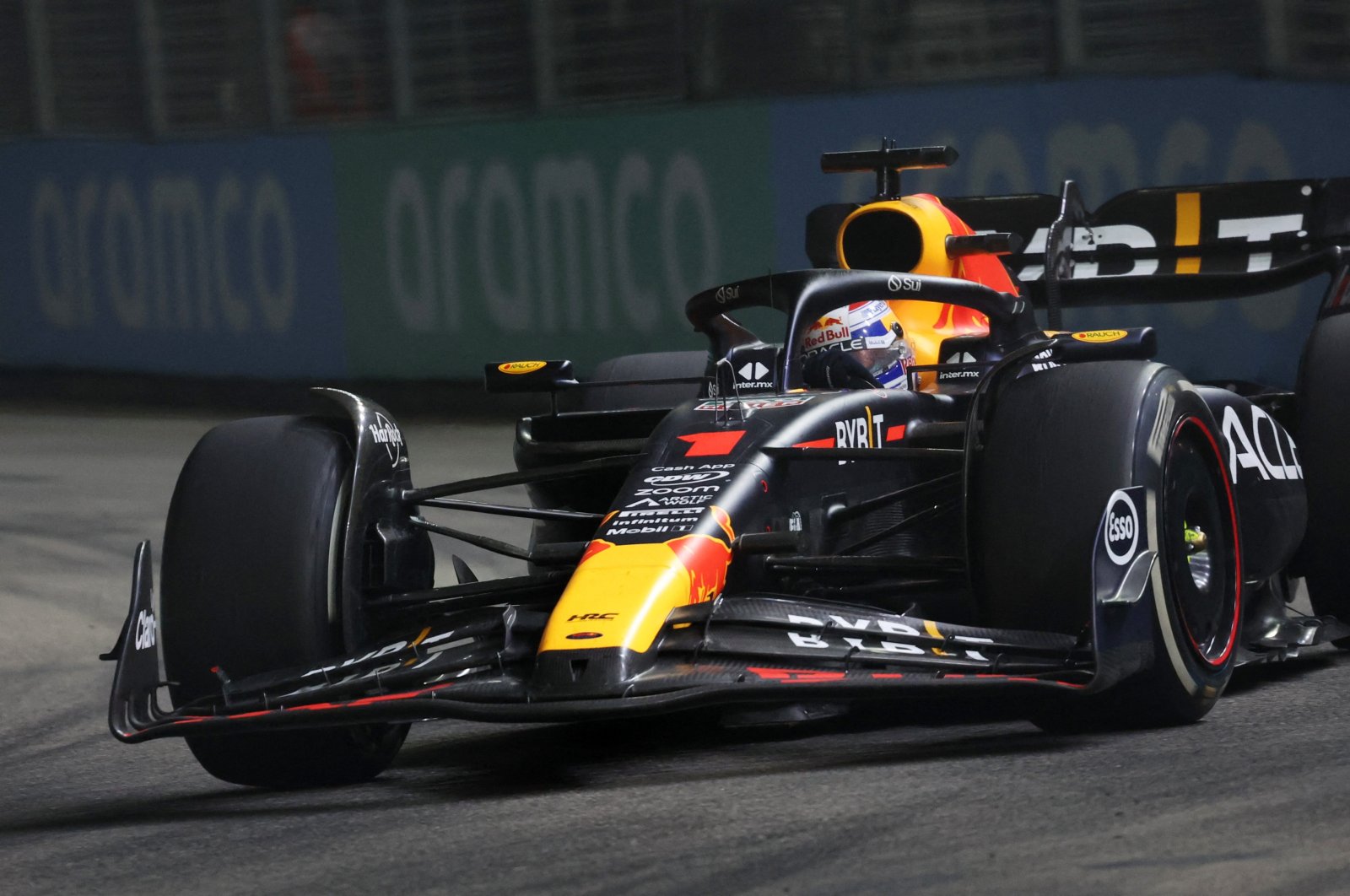 Red Bull's Max Verstappen in action during the Singapore Grand Prix race at the Marina Bay Street Circuit, Singapore, Sept. 17, 2023. (Reuters Photo)