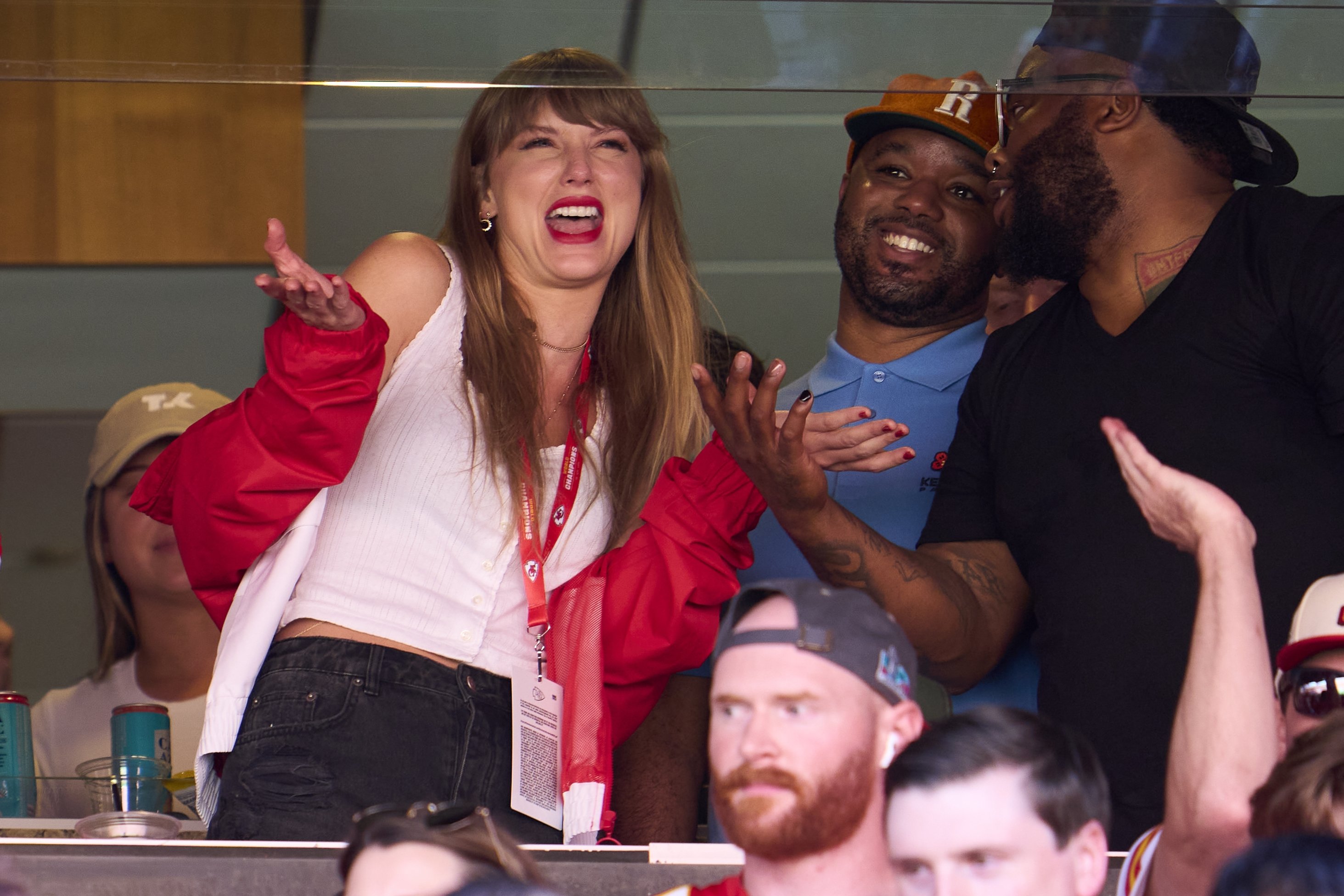 293686 Taylor Swift cheers from a suite as the Kansas City Chiefs play the Chicago Bears at GEHA Field at Arrowhead Stadium, Missouri, U.S., Sept. 24, 2023. (Getty Images Photo)