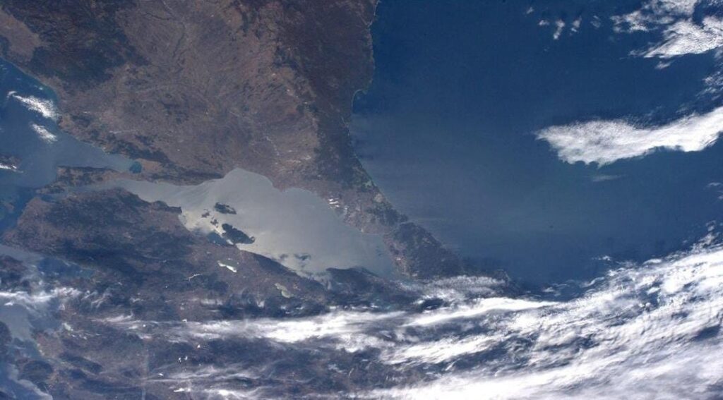 Japanese astronaut Koichi Wakata's photograph of Istanbul from space, Oct. 1, 2023. (DHA Photo)