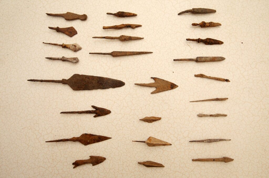 Approximately 700 metal objects have been unearthed during the archaeological excavation aimed at identifying the site of the Battle of Malazgirt, Kahramanmaraş, Türkiye, Sept. 19, 2023. (AA Photo)