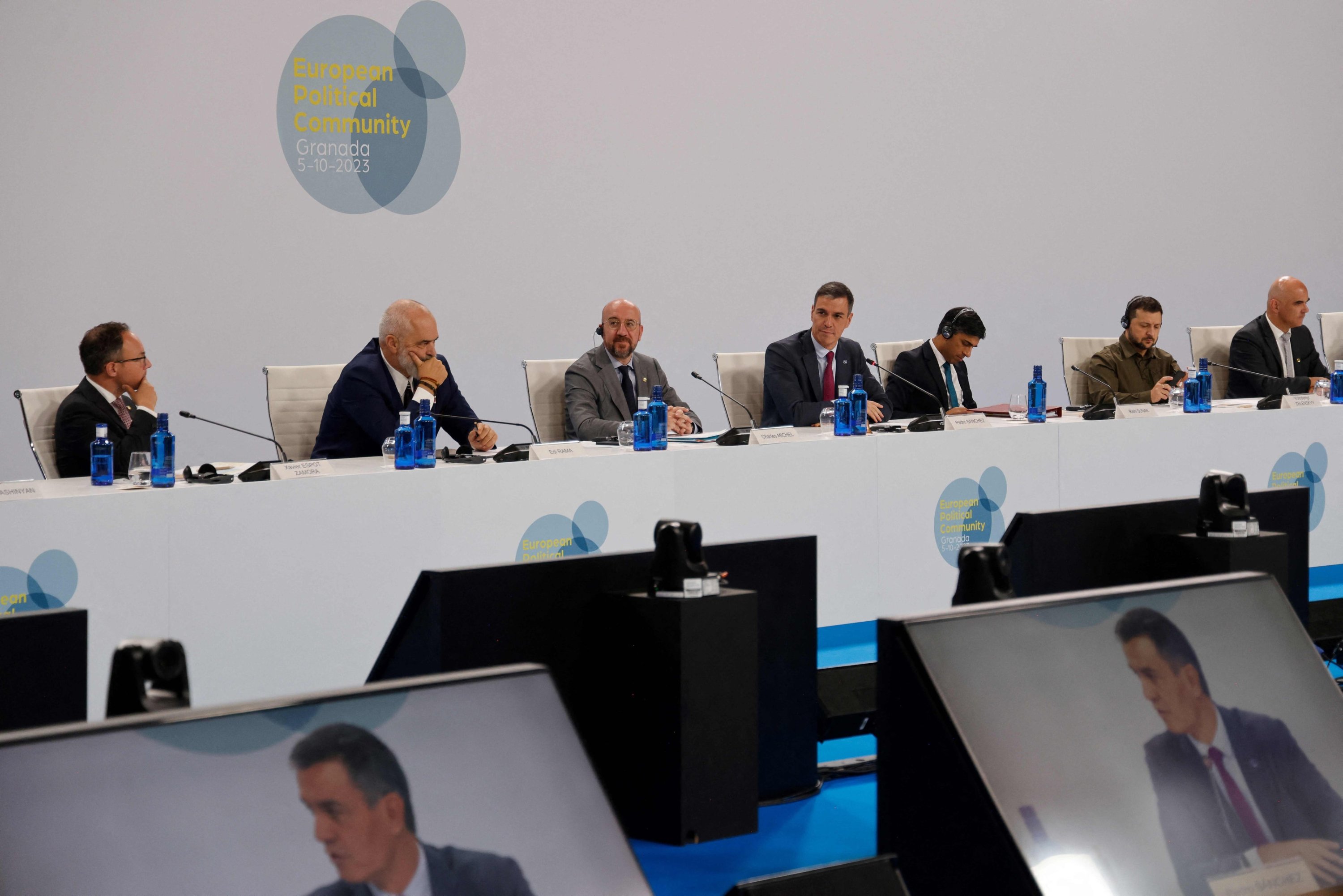 295322 Several European leaders are seen during a plenary session of the European Political Community summit, Granada, Spain, Oct. 5, 2023. (AFP Photo)