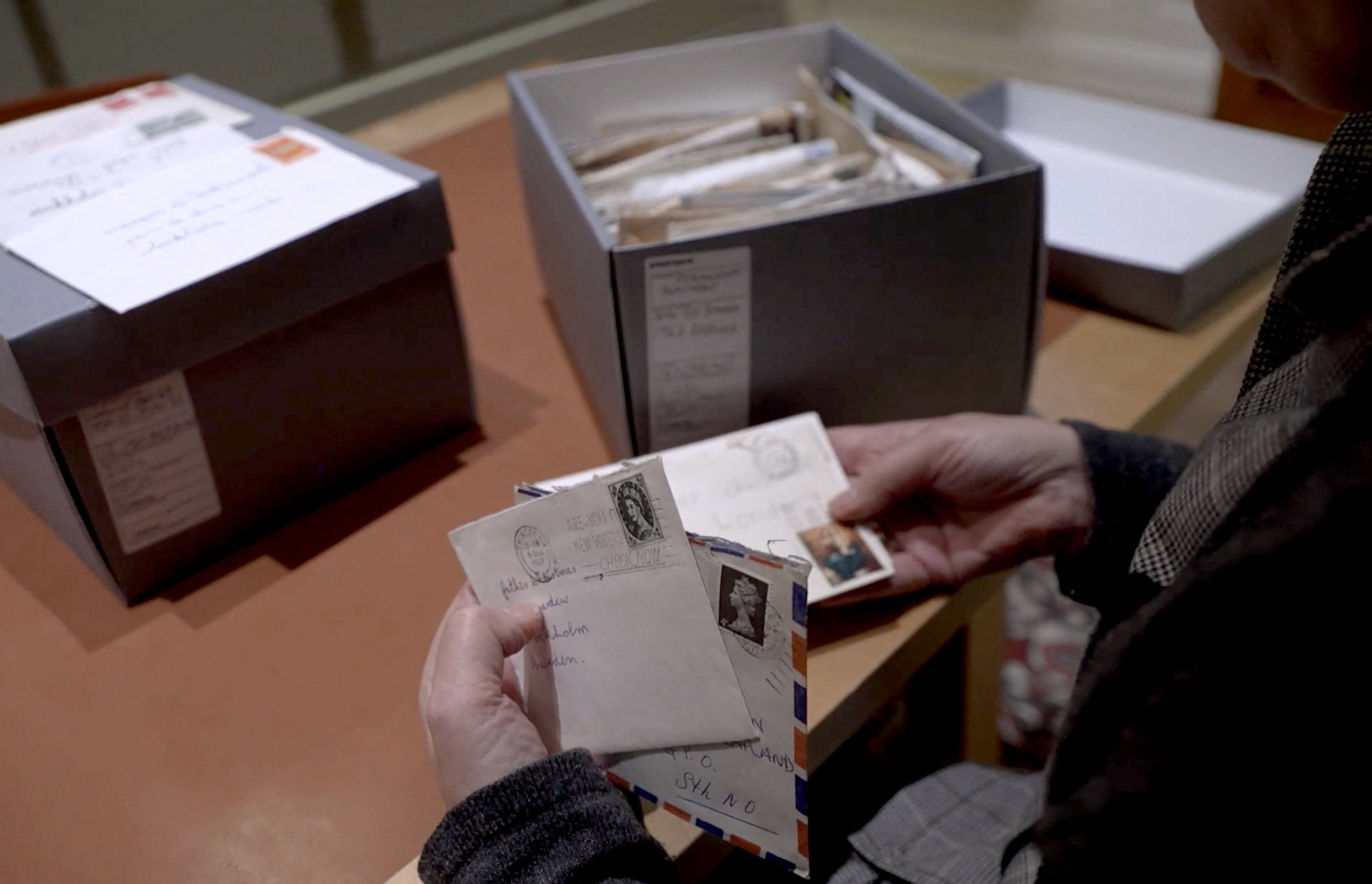 306843 Kristina Olofsdotter, head of the stamp department at