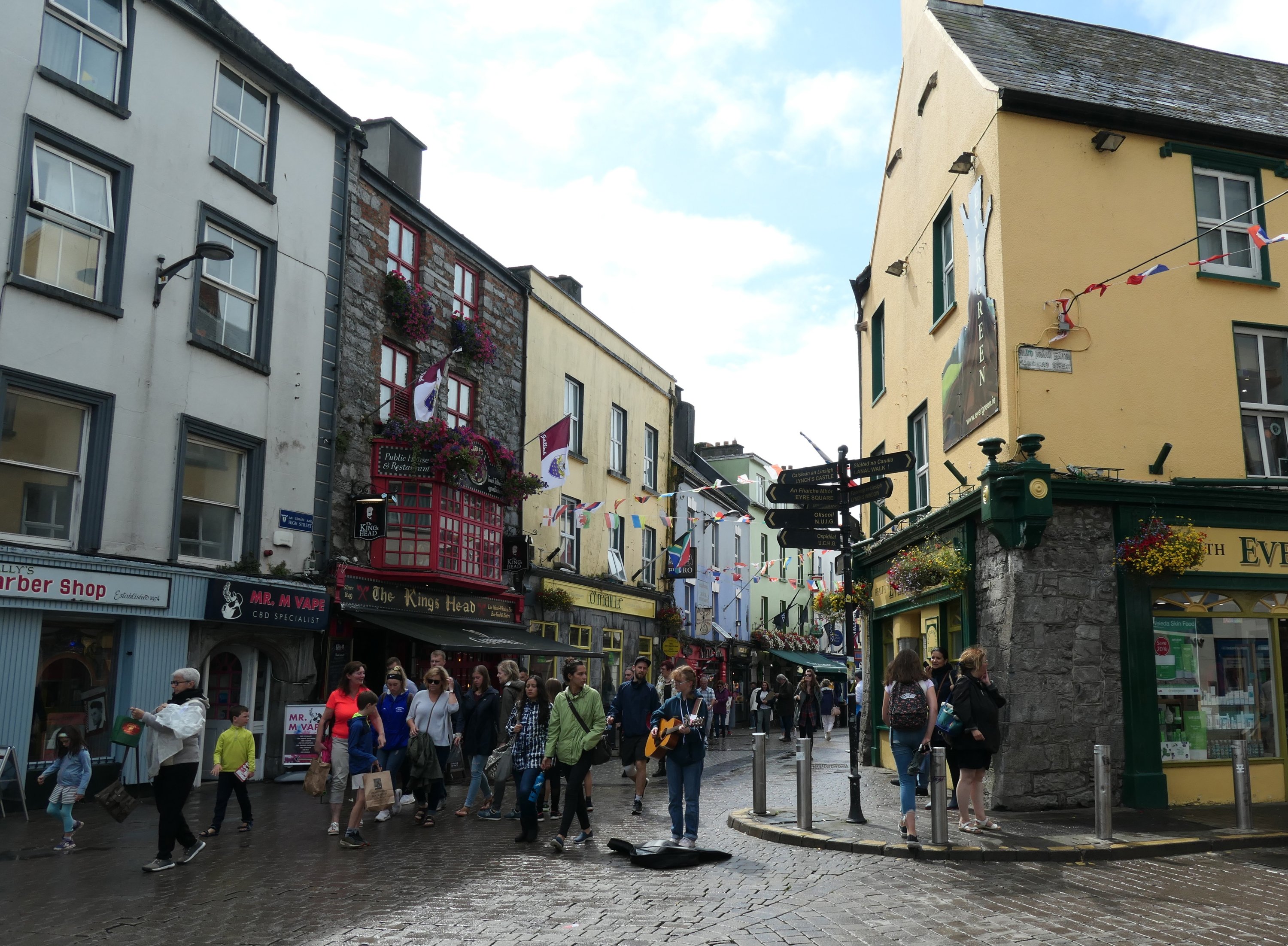 310027 Galway, where a teenage Ed Sheeran once used to busk, is still a must for fans of casual pub and street music. (dpa Photo)