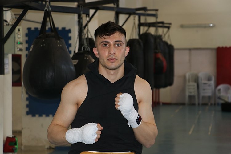 311670 Tuğrulhan Erdemir poses for a photo after an interview at the Turkish Boxing Federation's Kadıdağı Camp Center, Kastamonu, Türkiye, April 13, 2023. (AA Photo)