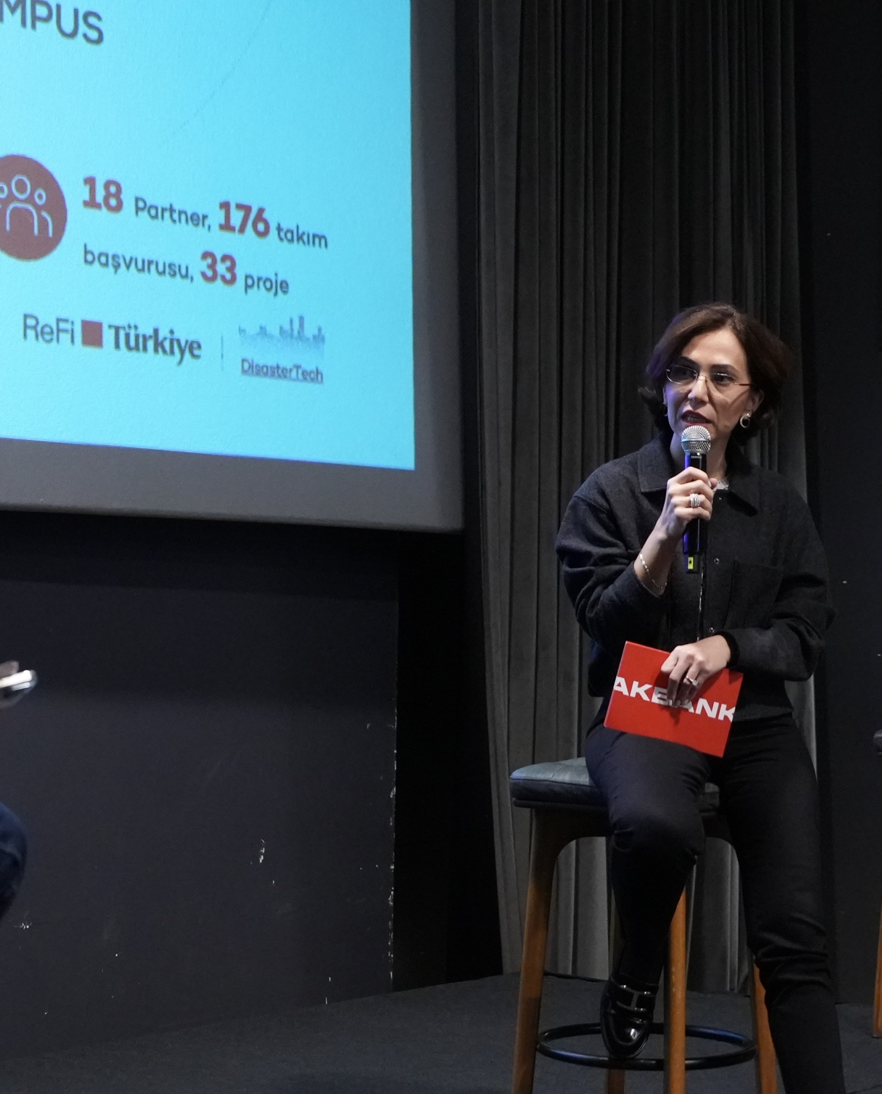 314102 Burcu Civelek Yüce, deputy general manager in charge of Retail Banking and Digital Solutions at Akbank. (Courtesy of Akbank)