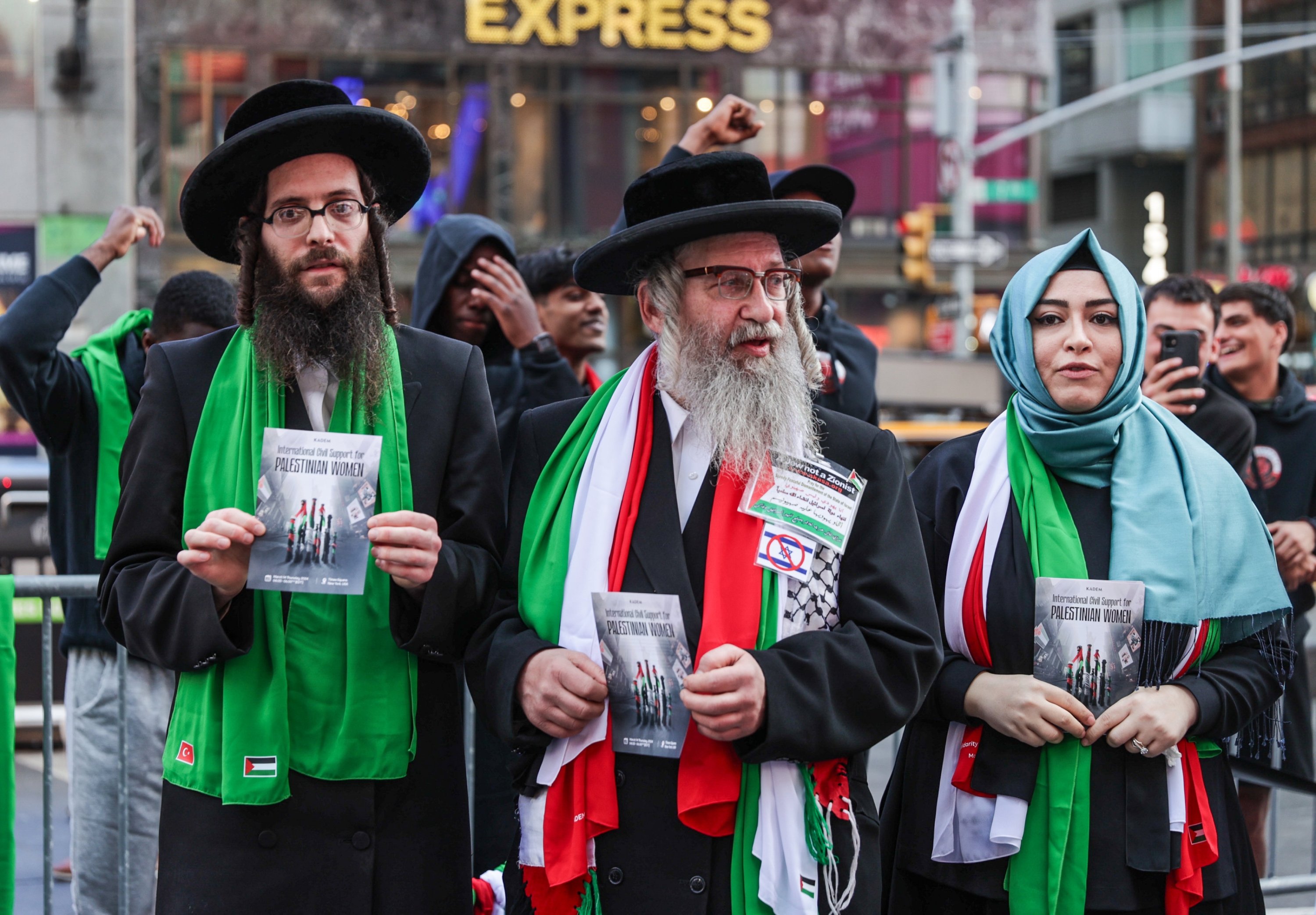 319701 Members of the Turkish American community, along with peace-loving Jews and American citizens, also attended the event at Times Square, New York, U.S., March 14, 2024. (AA Photo)