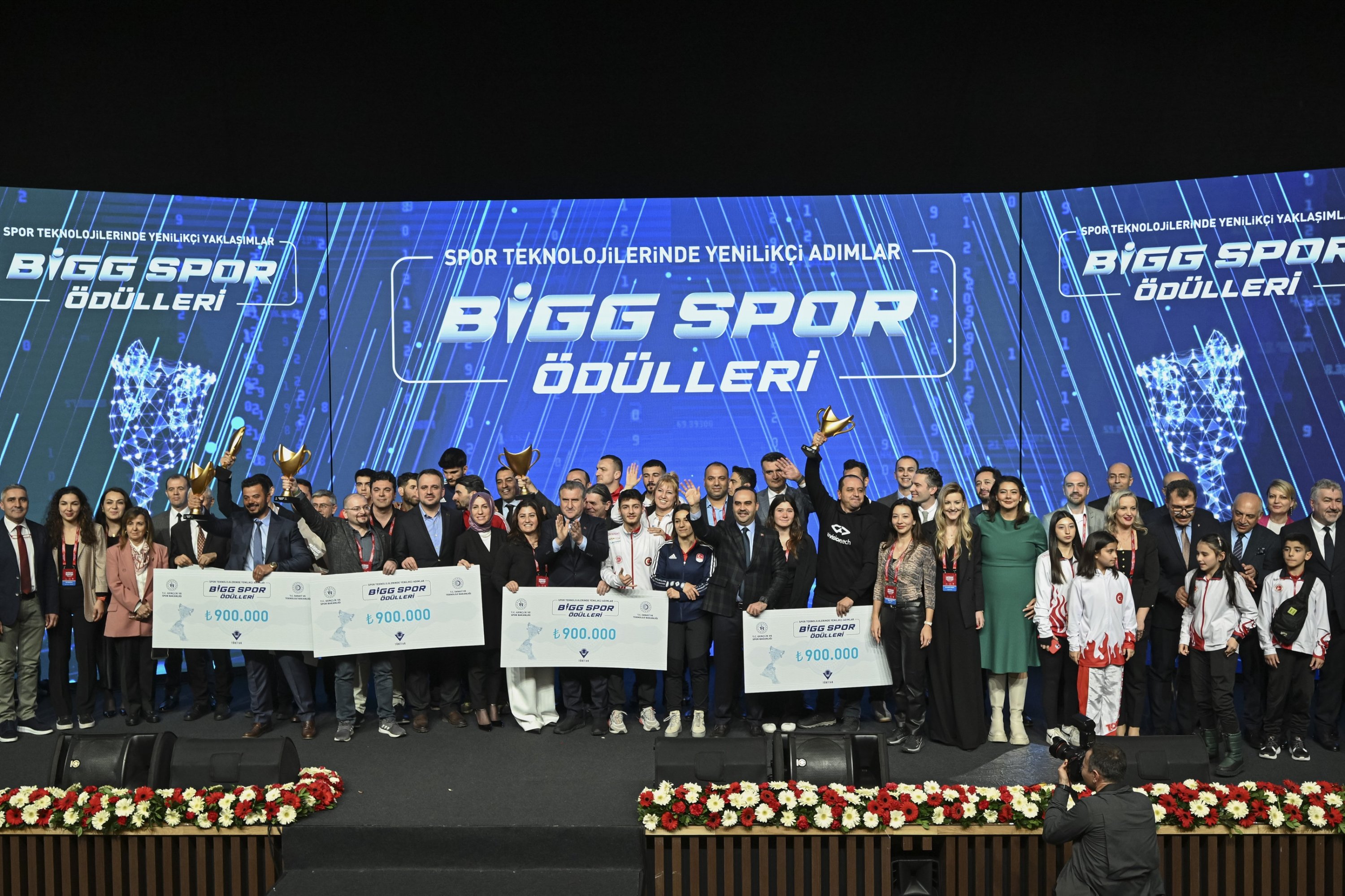 319802 Officials and entrepreneurs are seen on stage during the BIGG Sports Awards in Istanbul, Türkiye, March 9, 2024. (AA Photo)