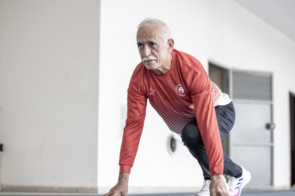 Turkish athlete, 72, trains ahead of the 42-kilometer Istanbul Marathon, Erzurum, Türkiye, March 19, 2024. (AA Photo)