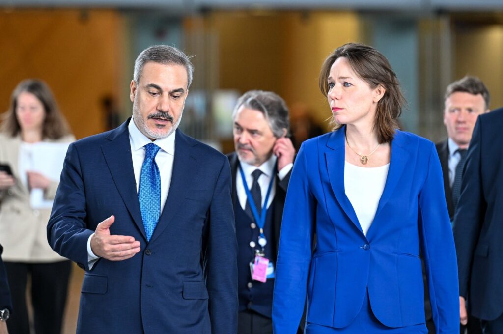 Foreign Minister Hakan Fidan (L) attends the NATO foreign ministers' meeting with Dutch Foreign Minister Hanke Bruins Slot (R), Brussels, Belgium, April 4, 2024. (AA Photo)