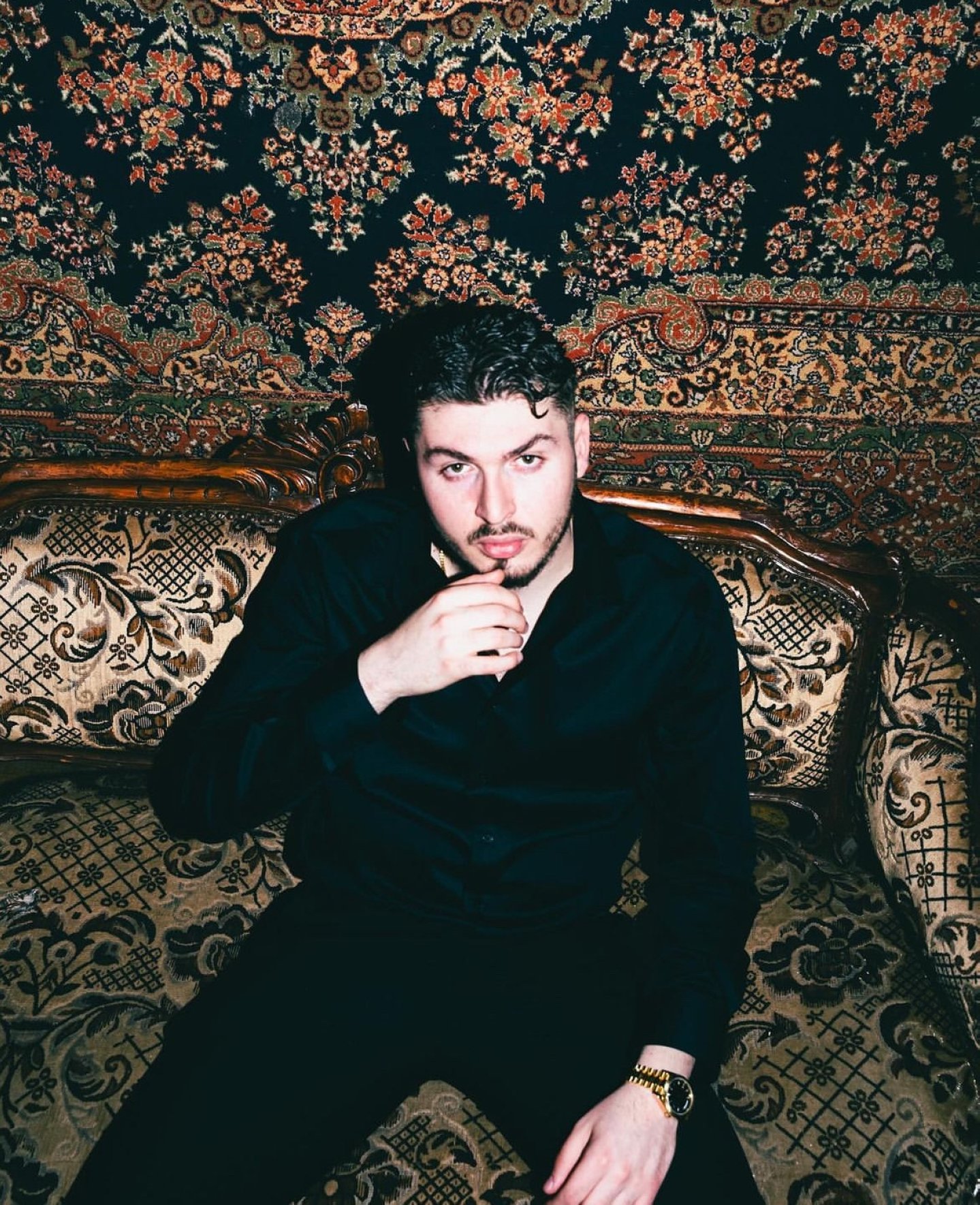 323579 Blok3, one of the rising stars of Turkish rap music, attracts attention with his unique style and energy in every song he presents to his audience. (Photo courtesy of Blok3)