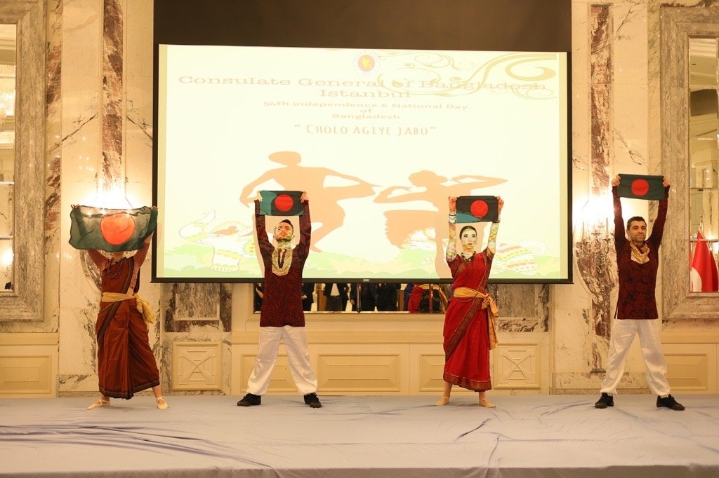 324919 A stand consisting of traditional handicrafts unique to Bangladesh was present at the reception, Istanbul, Türkiye, April 24, 2024. (Photo courtesy of Consulate General of Bangladesh)