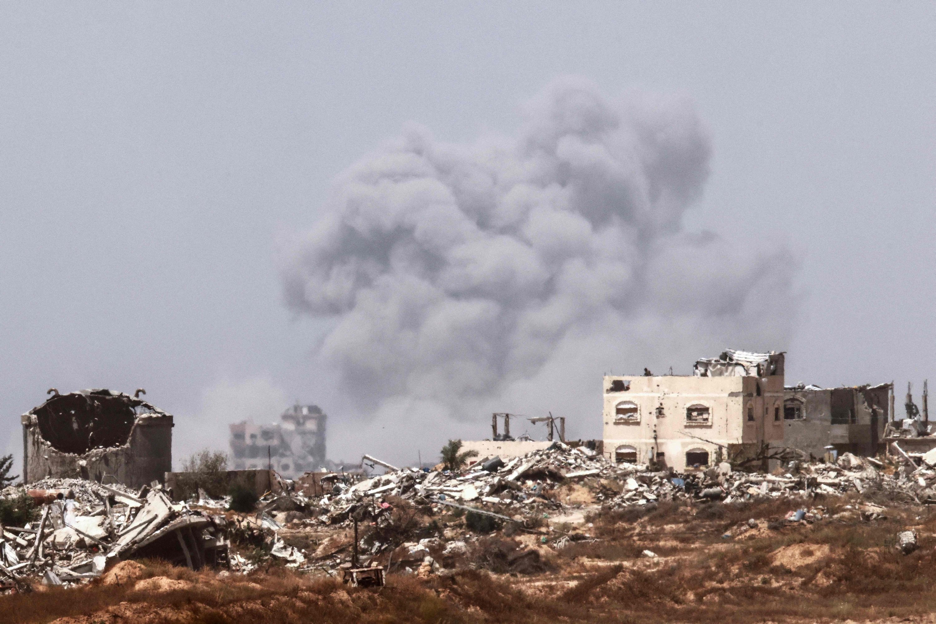 325143 This picture taken from Israel's southern border with the Gaza Strip shows smoke rising from Palestinian territory, April 24, 2024. (AFP Photo)
