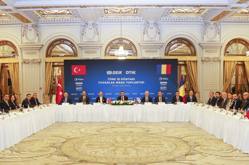 Vice President Cevdet Yılmaz (C) during a meeting with businesspeople in Bucharest, Romania, April 25, 2024. (AA Photo)