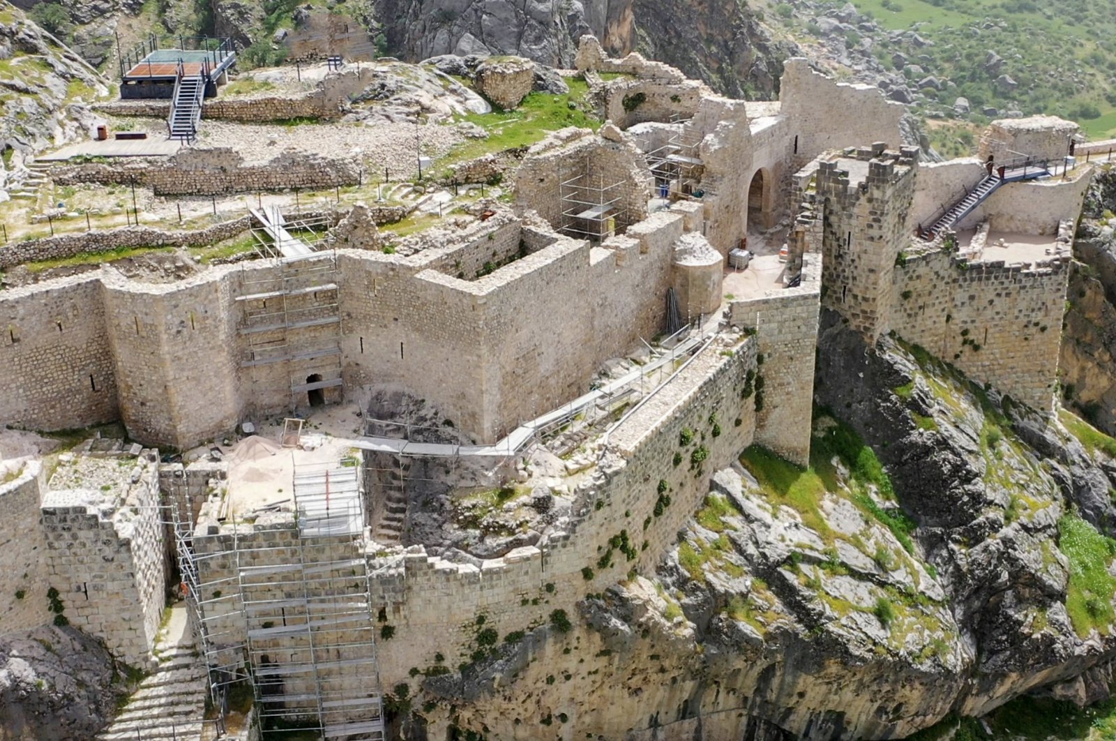 An aerial view of restoration work at Kahta Castle to repair damage caused by the Feb. 6 earthquake, Adıyaman, Türkiye, April 28, 2024. (AA Photo)