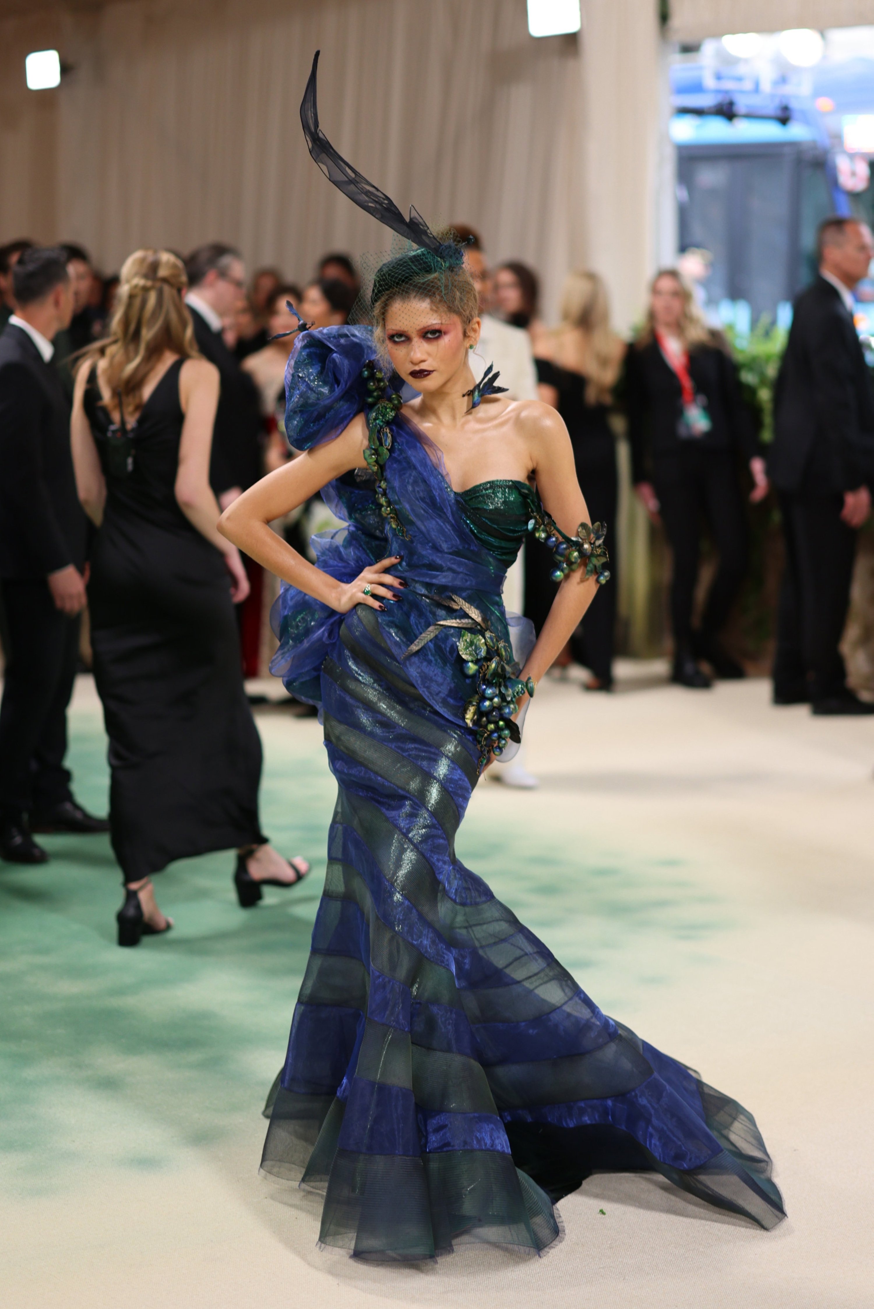 326707 Zendaya put on her fashion face in peacock hues of blue and green, with a headpiece to match and leaf accents, Met Gala, New York, U.S, May 6, 2024. (EPA Photo)