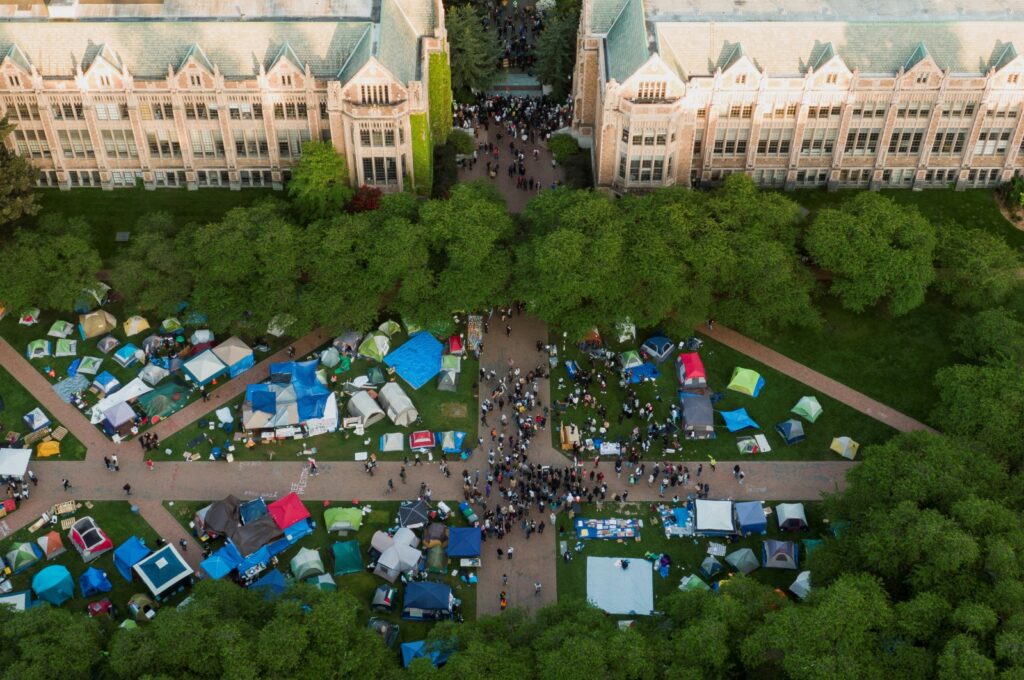 A drone view shows demonstrators rallying at a protest against Israel's war on Gaza, at the University of Washington in Seattle, Washington, U.S., May 7, 2024. (Reuters Photo)