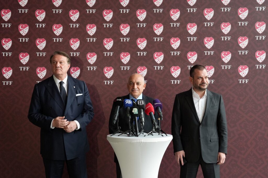 Beşiktaş President Hasan Arat (L), TFF President Mehmet Büyükekşi (C) and Trabzonspor Club President Ertuğrul Doğan address the press at the TFF headquarters in Riva, Istanbul, Türkiye, May 13, 2024. (AA Photo)
