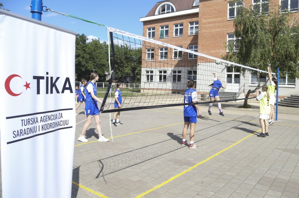 Students play volleyball in the courtyard of a school with Türkiye's TİKA donated sports equipment, Belgrade, Serbia, May 15, 2024. (AA Photo)