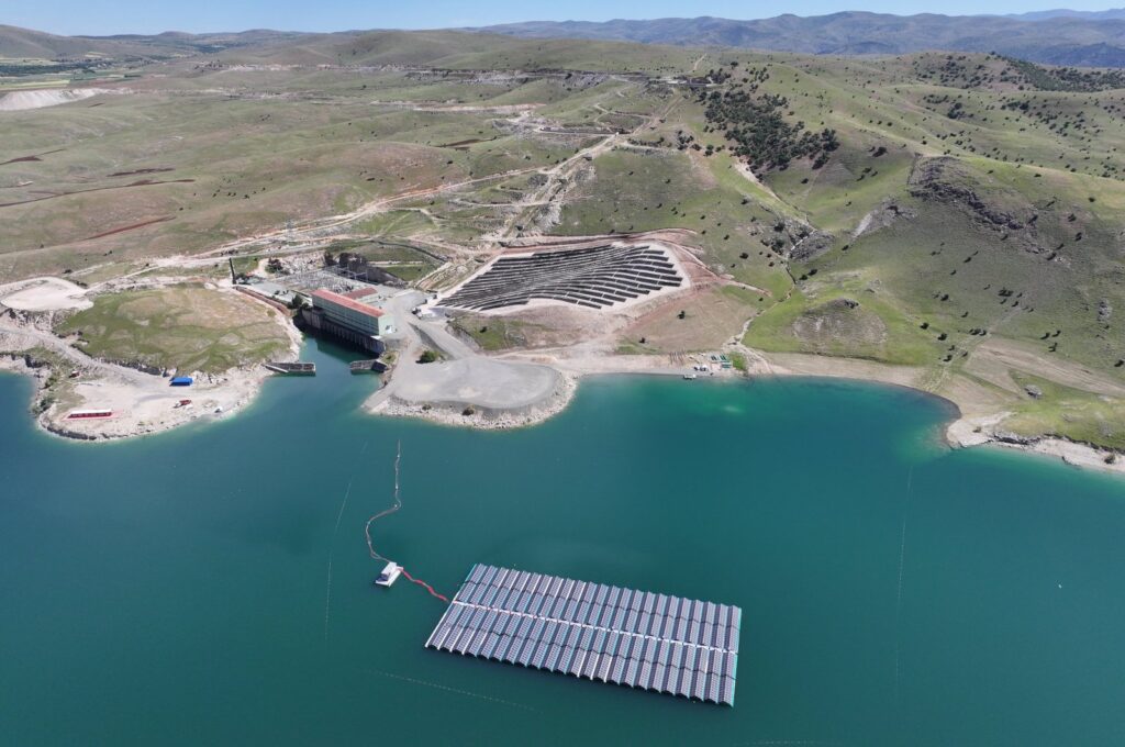 An aerial view of Kuzova floating solar power plant, Elazığ, eastern Türkiye, May 28, 2024. (AA Photo)