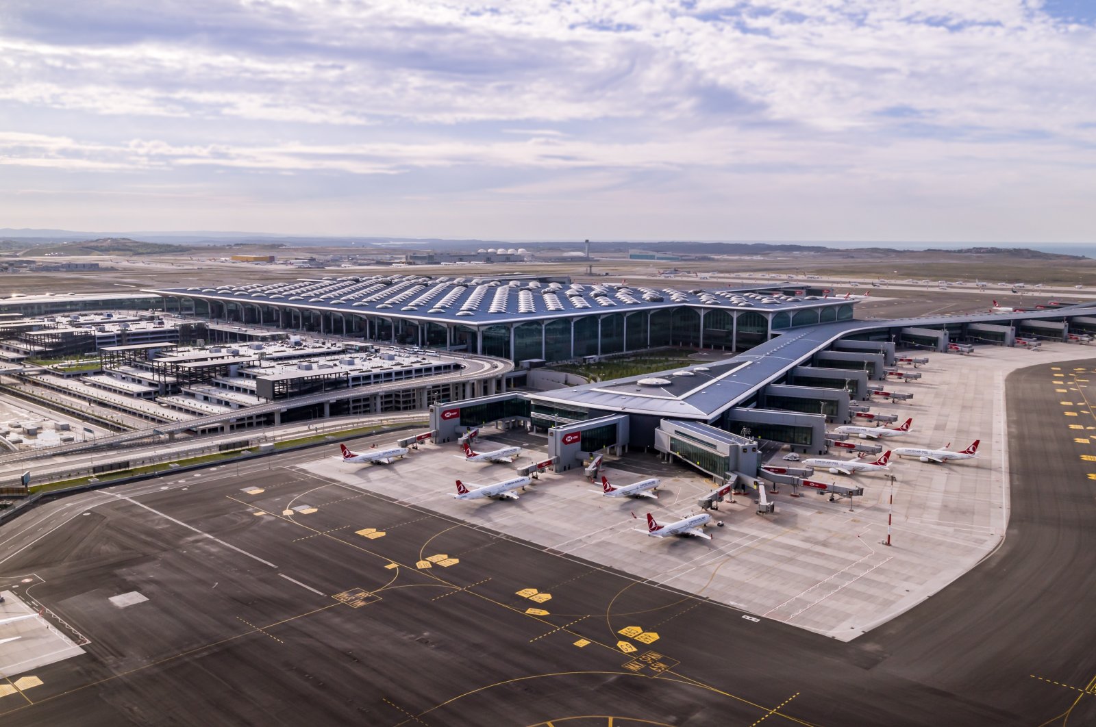 Istanbul Airport's aviation terminal, Istanbul, Türkiye, April 24, 2024. (IHA Photos)