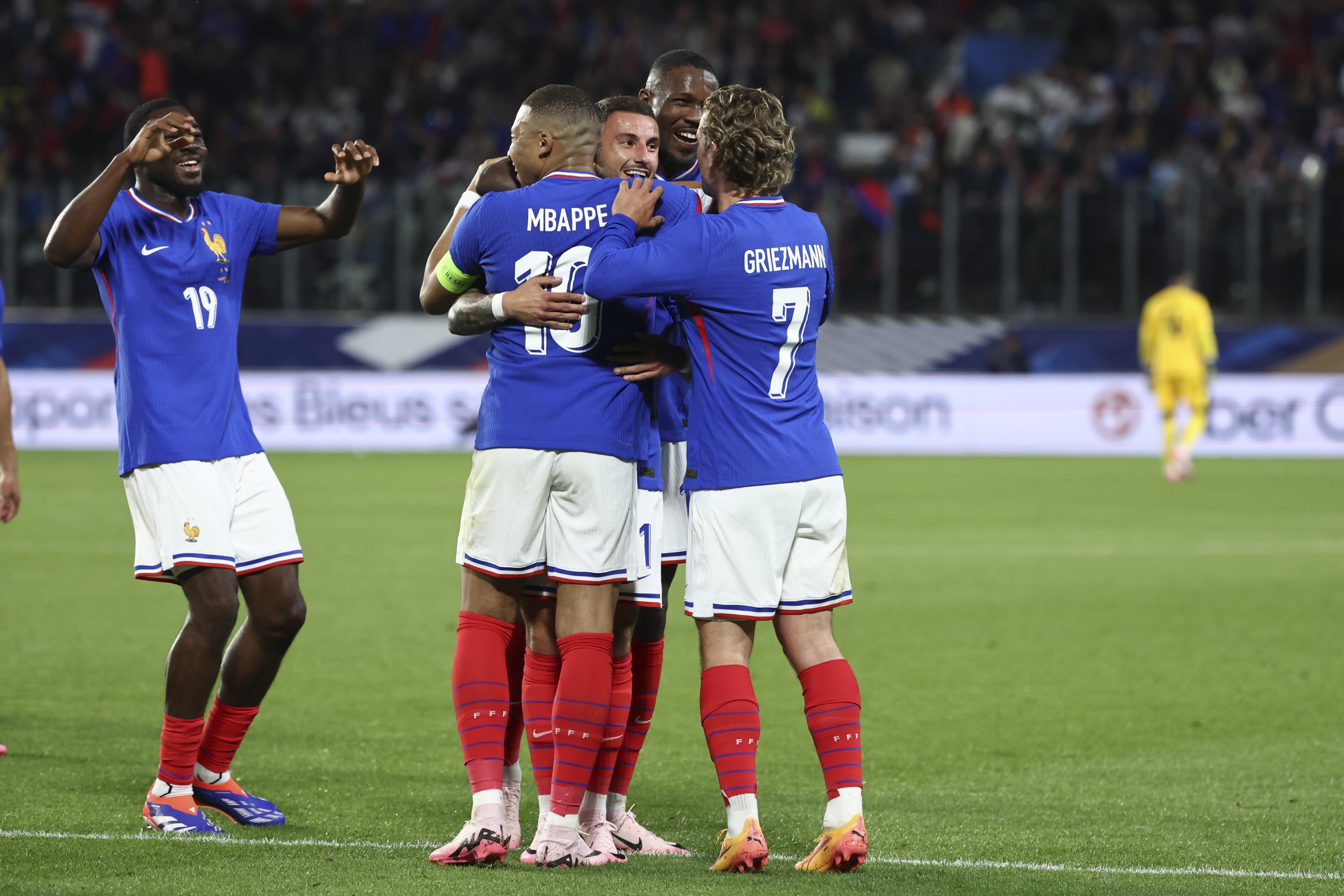 332259 France players celebrate during the International Friendly match between France and Luxembourg at Stade Saint-Symphorien, Metz, France, June 5, 2024. (Getty Images Photo)