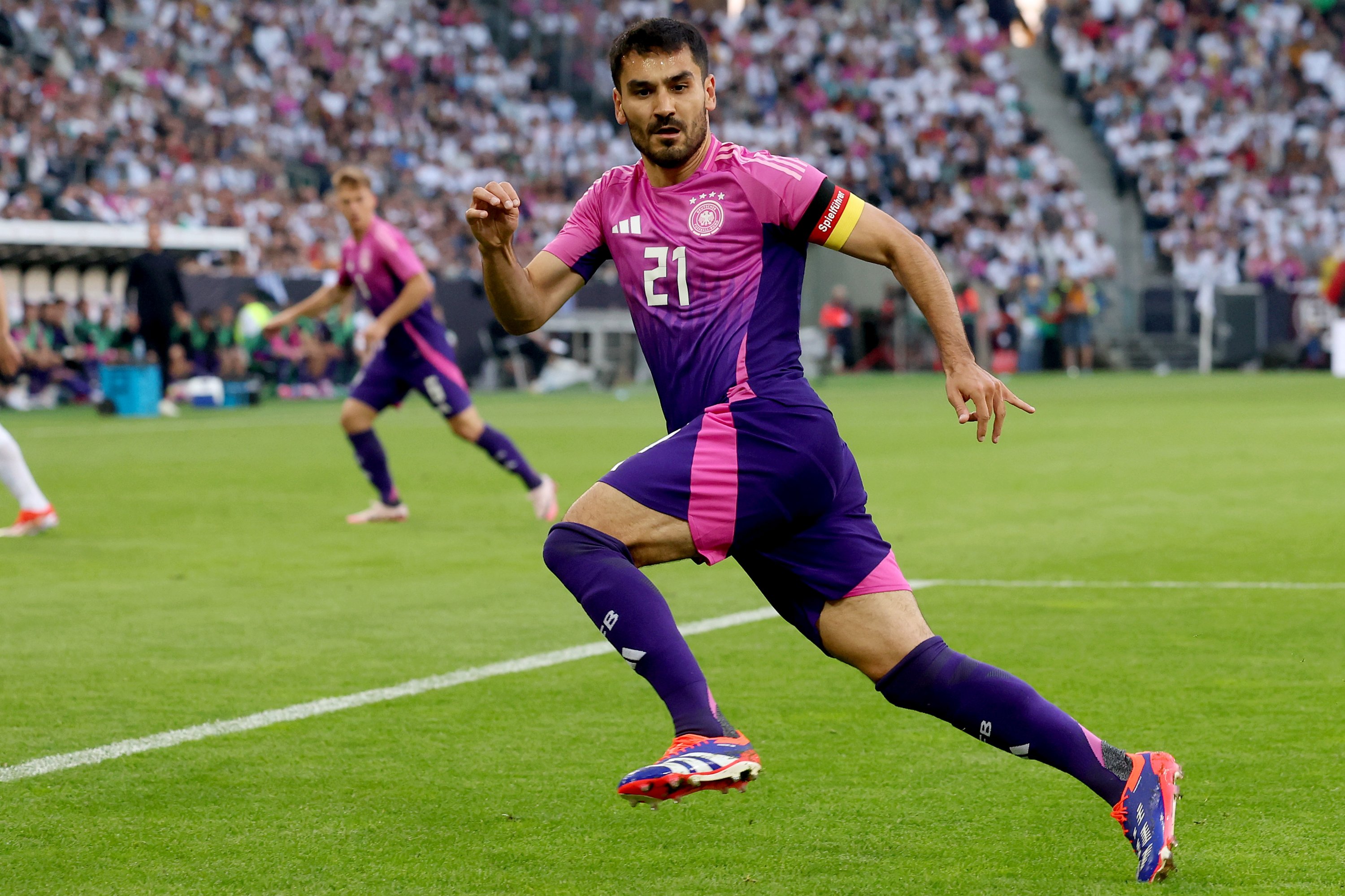332267 Germany's İlkay Gündoğan runs with the ball during the international friendly match between Germany and Greece at Borussia Park Stadium, Moenchengladbach, Germany, June 7, 2024. (Getty Images Photo)