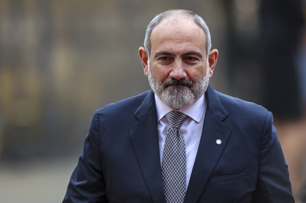 Armenian Prime Minister Nikol Pashinyan arrives for the meeting of the European Political Community, Prague, Czechia, Oct. 6, 2022. (EPA Photo)