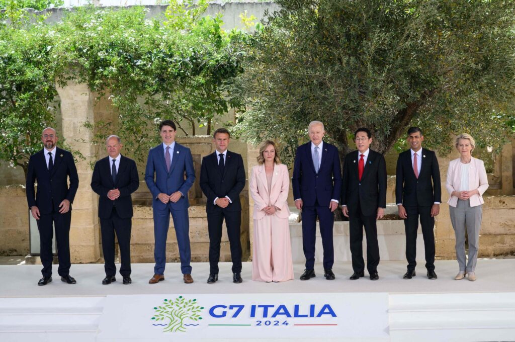 From left, European Council President Charles Michel, German Chancellor Olaf Scholz, Canadian Prime Minister Justin Trudeau, French President Emmanuel Macron, Italy's Prime Minister Giorgia Meloni, U.S. President Joe Biden, Japanese Prime Minister Fumio Kishida, British Prime Minister Rishi Sunak and President of the European Commission Ursula von der Leyen pose for a family photo during the G-7 Summit in Apulia region, Italy, June 13, 2024. (AFP Photo)