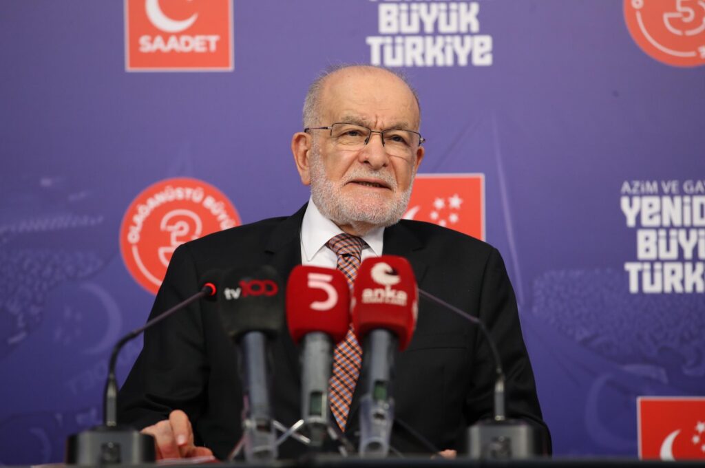 Temel Karamollaoğlu, head of the Felicity Party (SP), holds a news conference at the party's headquarters, Ankara, Türkiye, June 25, 2024. (DHA Photo)
