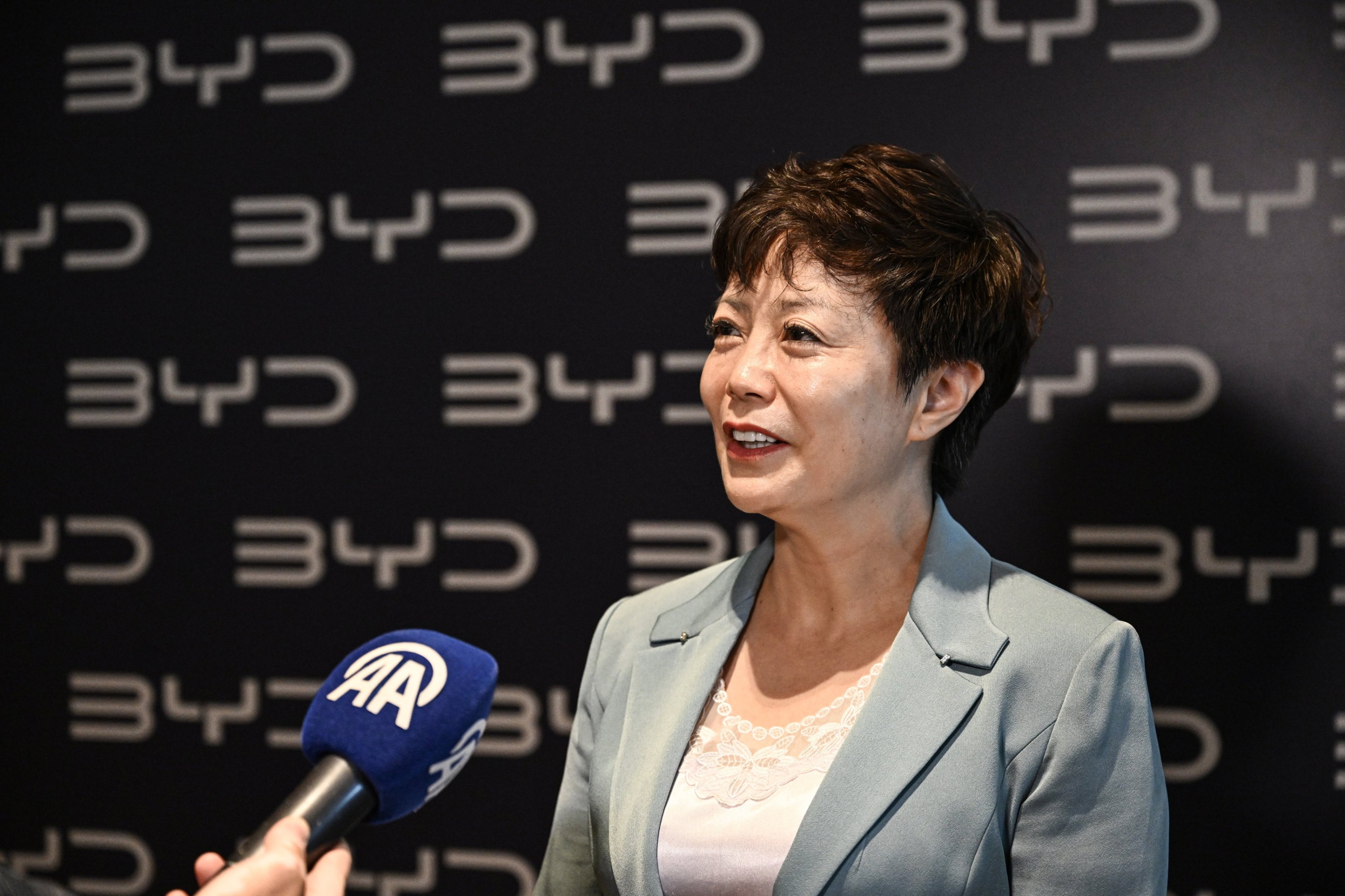 336400 Stella Li, the executive vice president of BYD Ltd. and CEO of BYD Americas speaks to Anadolu Agency (AA), Istanbul, Türkiye, July 11, 2024. (AA Photo)