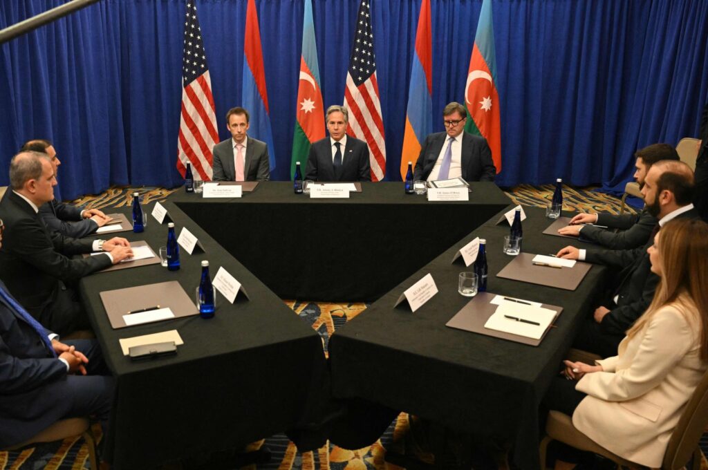 U.S. Secretary of State Antony Blinken (C) meets with Armenian Foreign Minister Ararat Mirzoyan (R) and Azerbaijani Foreign Minister Jeyhun Bayramov (L) on the sidelines of the NATO summit, Washington, U.S., July 10, 2024. (AFP Photo)
