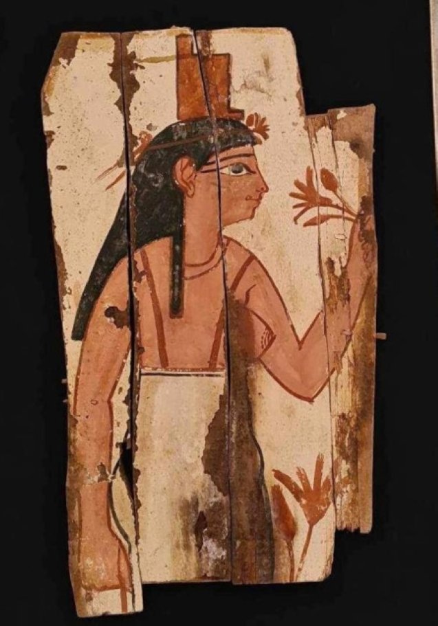 The items retrieved include a mummified head from the Hellenistic period, a ceramic funerary figurine dating to Egypt’s New Kingdom era (664-332 B.C.) and part of a wooden tomb bearing an inscription of the goddess Isis from 663-504 B.C., the Egyptian embassy in The Hague said in a statement. (The Netherlands Ministry of Culture)