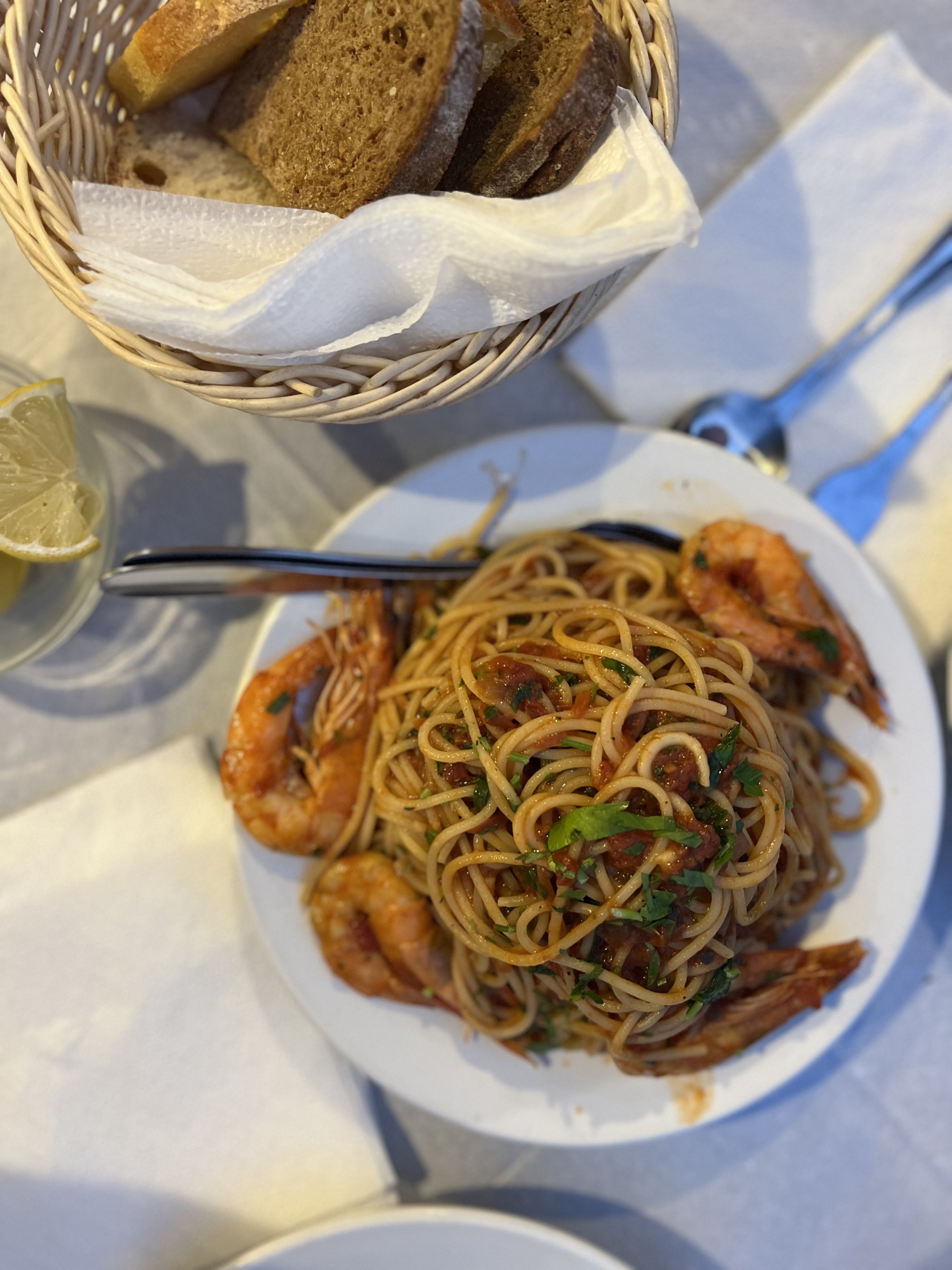 343759 With large portions and delicious seafood, Yperokeanio Restaurant is the perfect spot for dinner in Athens, Greece, on July 7, 2024. (Photo by İlker Topdemir)