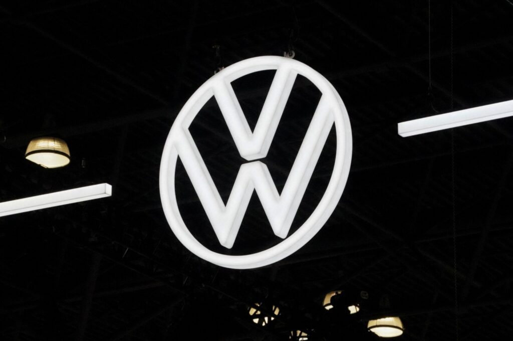 A Volkswagen logo is seen at the New York International Auto Show Press Preview, in Manhattan, New York City, U.S., March 27, 2024. (Reuters Photo)