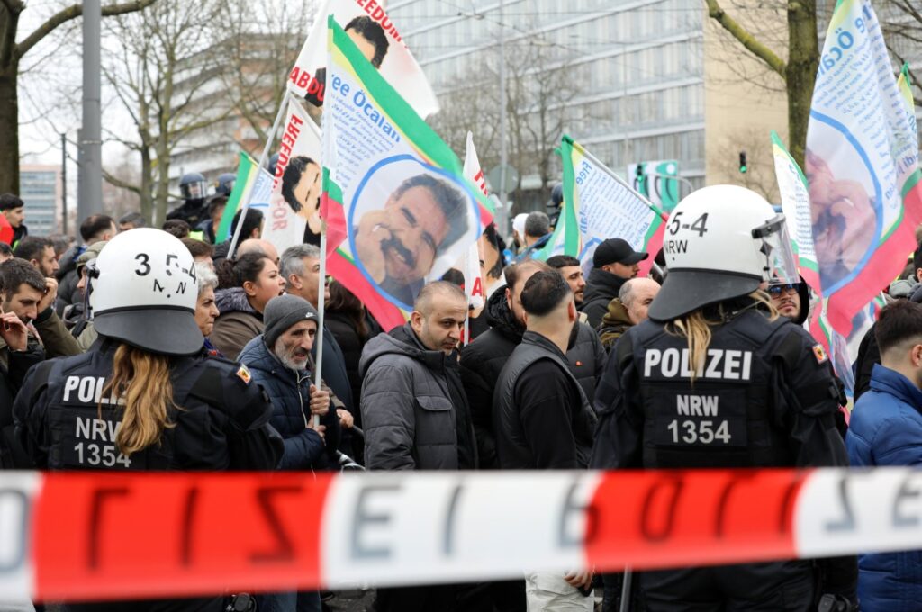 Police officers secure a demonstration of PKK terrorist sympathizers demanding the release of the PKK's imprisoned leader Abdullah Öcalan, Cologne, Germany, Feb. 17, 2024. (Reuters Photo)