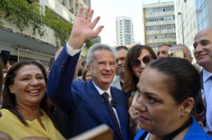 Lebanon's central bank Governor Riad Salameh greets employees on his last working day, Beirut, Lebanon, July 31, 2023. (EPA Photo)