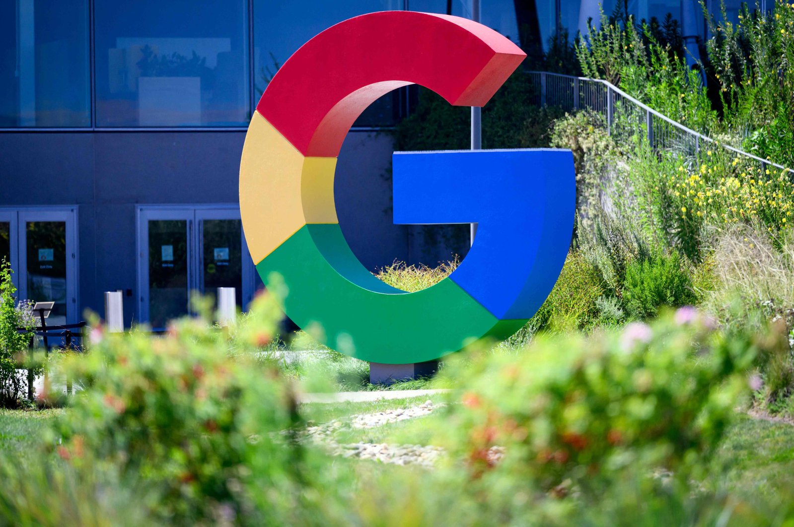 A large Google logo is seen at Google’s Bay View campus in Mountain View, California, U.S., Aug. 13, 2024. (AFP Photo)
