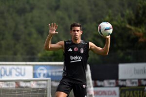 Beşiktaş's Gabriel Paulista during training at the BJK Nevzat Demir Facilities, Istanbul, Türkiye, Sept. 11, 2024. (AA Photo)