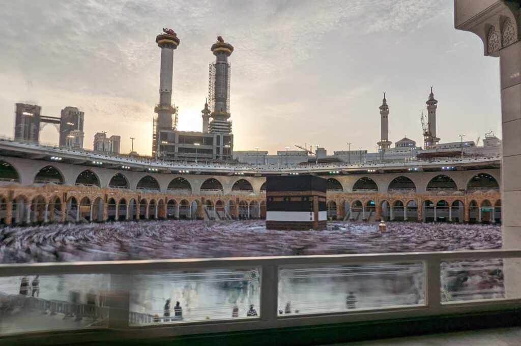 Muslim worshippers pray around the Kaaba at Mecca's Grand Mosque, Saudi Arabia, July 17, 2024. (Getty Images Photo)