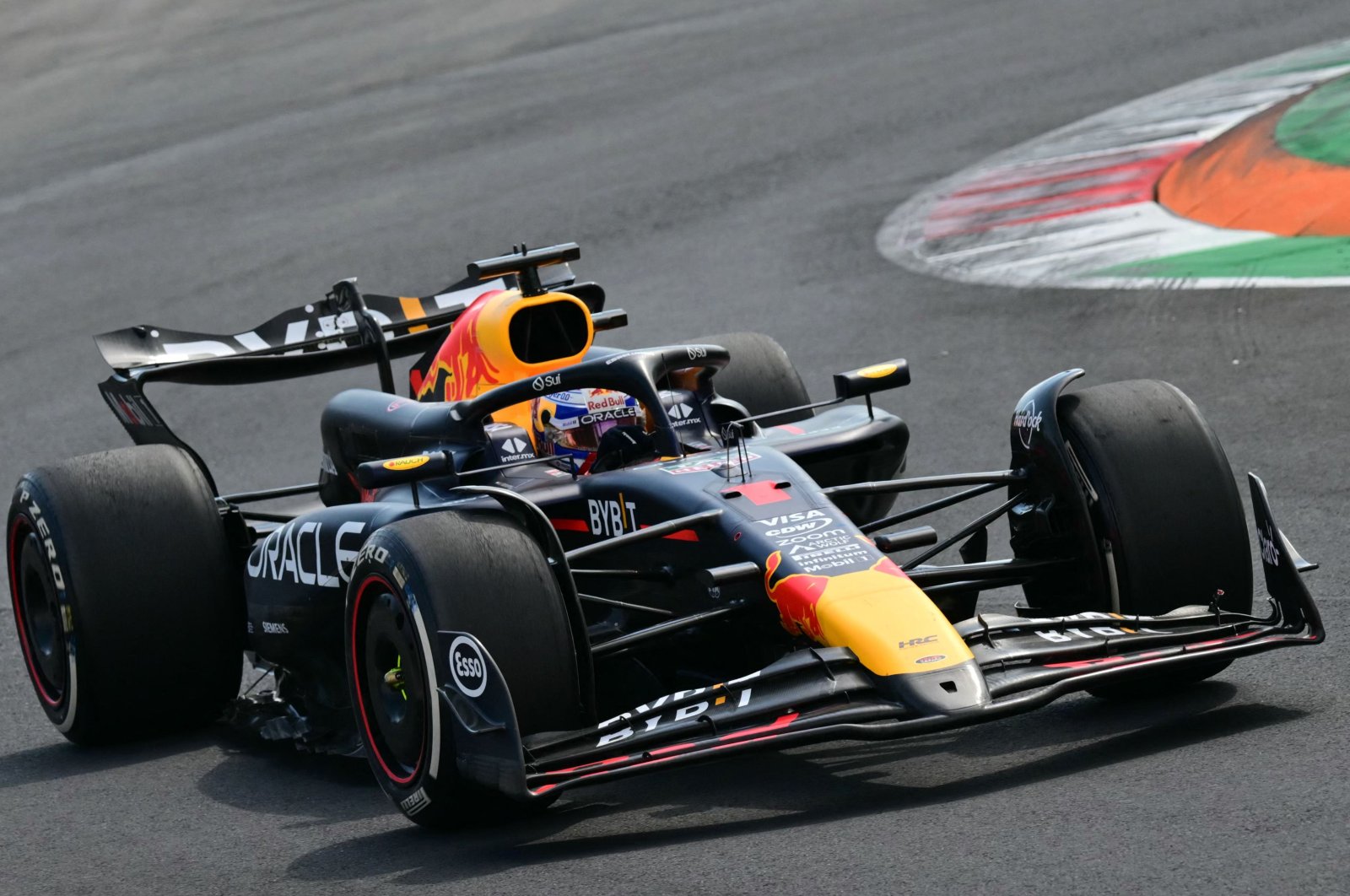 Red Bull Racing's Dutch driver Max Verstappen drives during the Italian Formula One Grand Prix race at Autodromo Nazionale Monza circuit, Monza, Italy, Sept. 1, 2024. (AFP Photo)