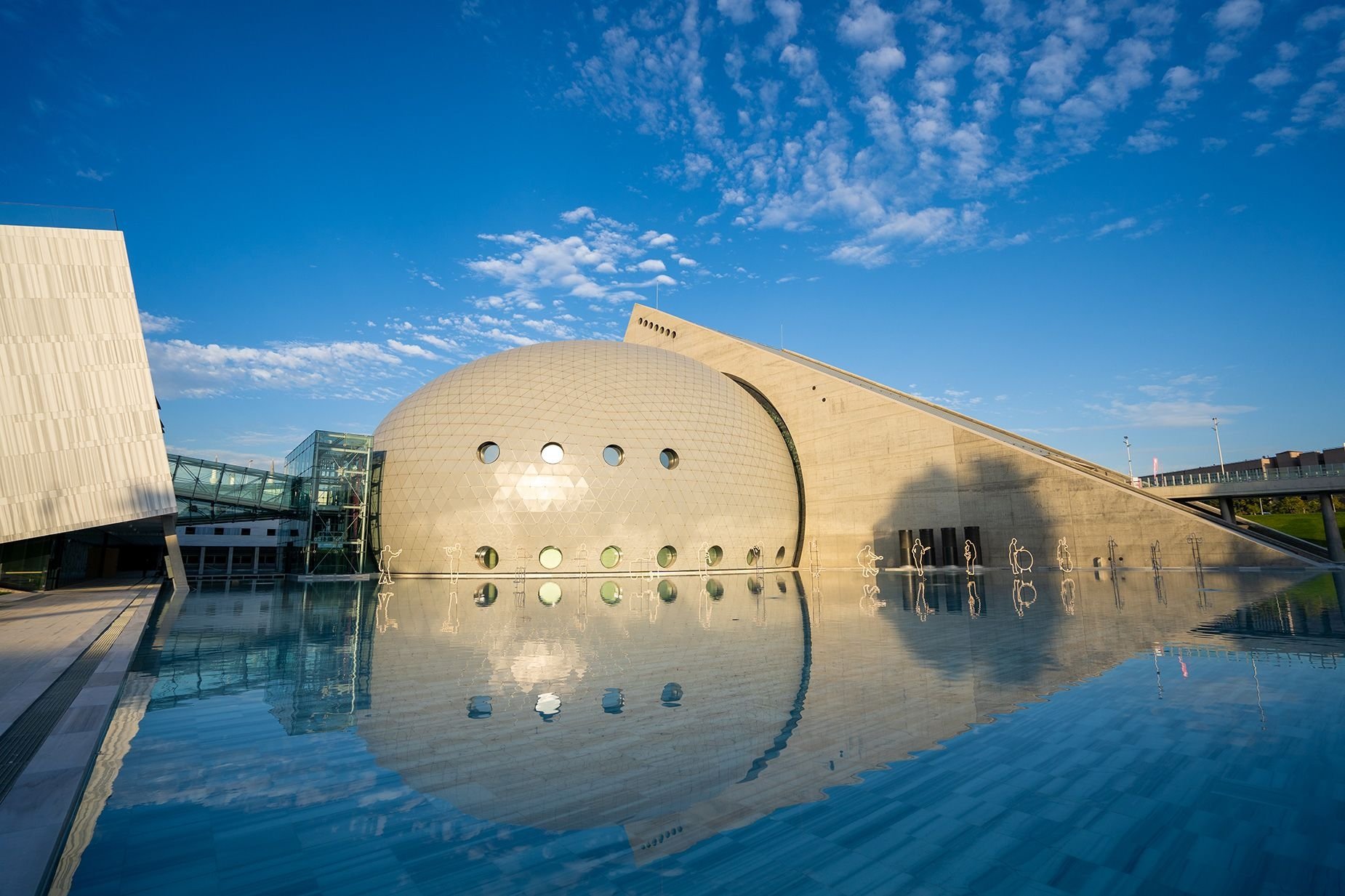 347926 CSO Ada Ankara is a cultural and arts center that hosts a variety of musical and artistic events. (Photo by Ilker Topdemir)