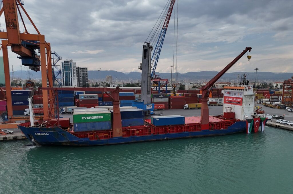 The ship carrying humanitarian aid materials for Sudan departs from Mersin, Türkiye, Sept. 20, 2024. (AA Photo)