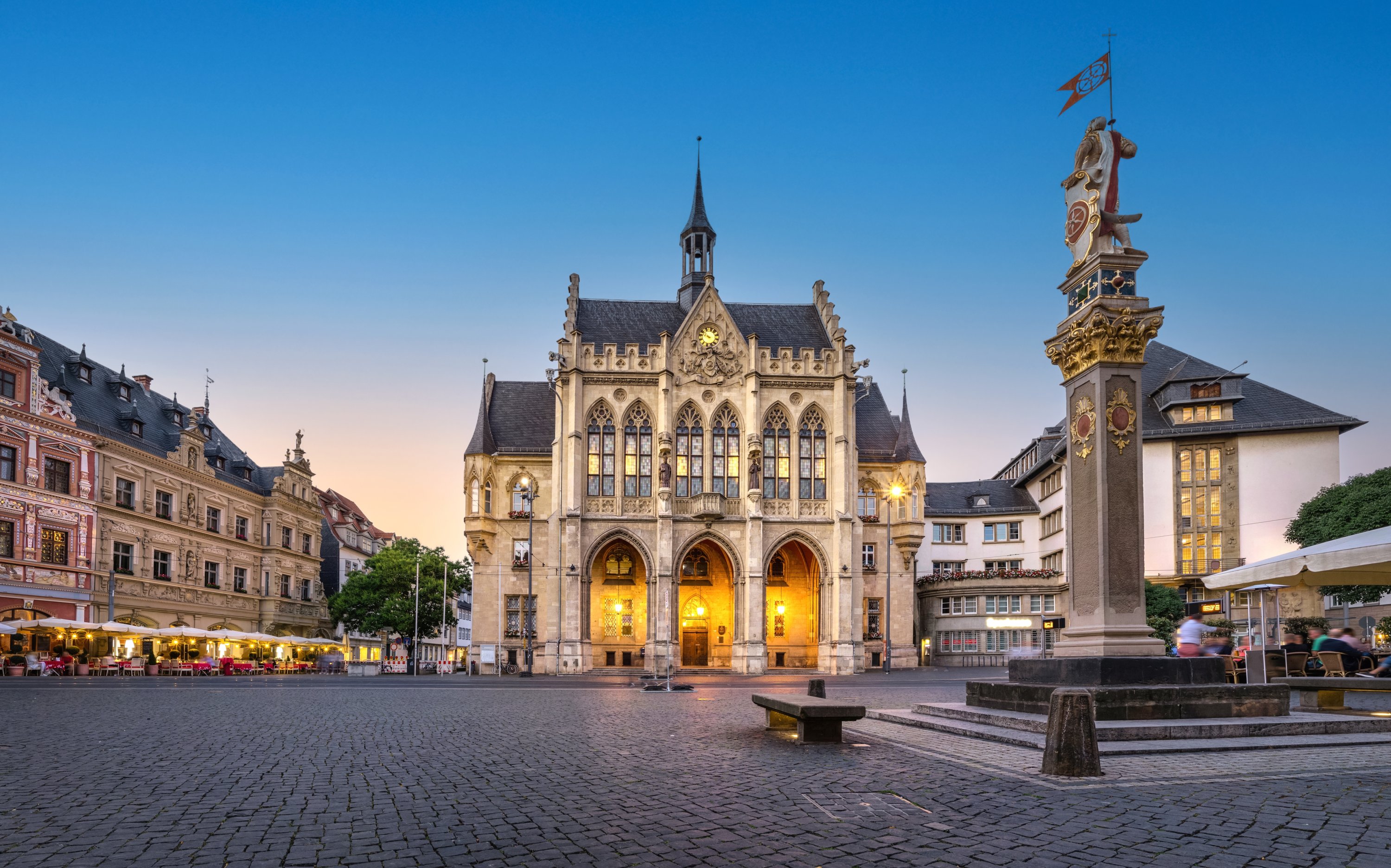350382 Panorama of Fischmarkt square with the historic Town Hall in Erfurt, Cologne, Germany. (Shutterstock Photo)