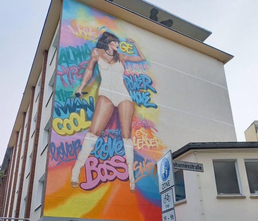 A new Taylor Swift mural in Gelsenkirchen, Germany, Sept. 7, 2024. (The Swift Society on X)