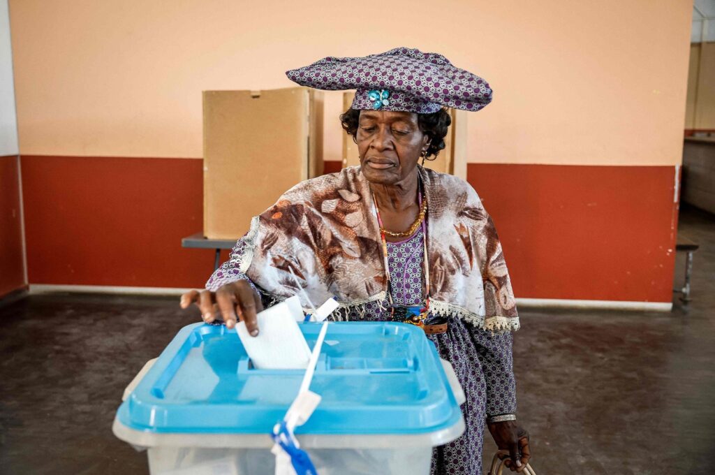 A woman casts her vote at a polling station during extended voting following the country's general election, Windhoek, Namibia, Nov. 29, 2024. (AFP Photo)
